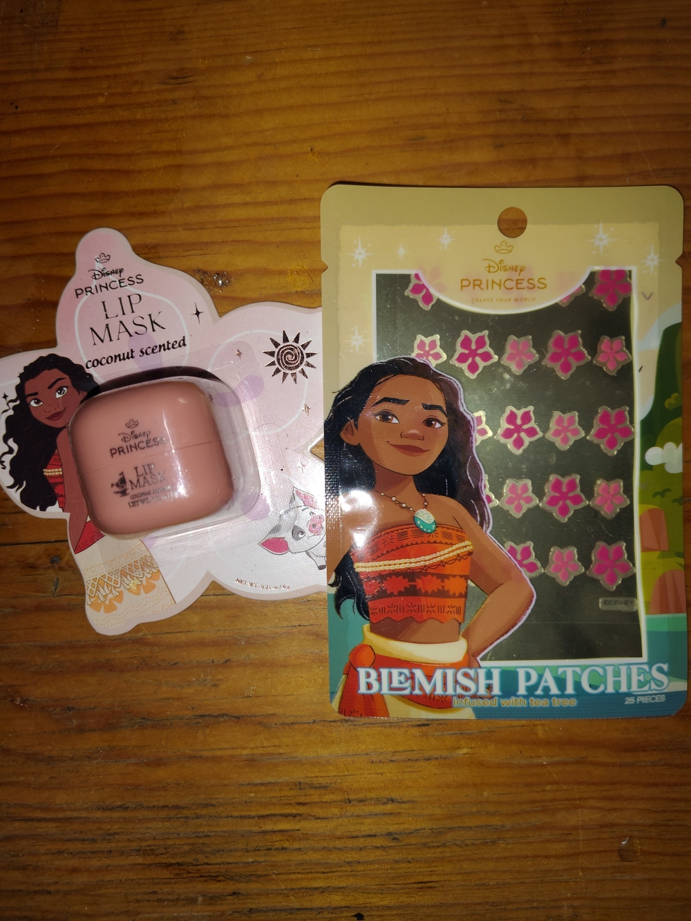 Disney Princess Moana Pink Lip Mask & Blemish Patches